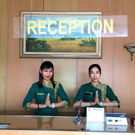 Hotel Kaisar Tarakan Exterior foto